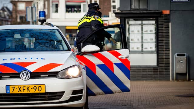 Kind gewond bij frontale botsing op Amsterdamsebrug. Kind gewond bij frontale botsing op Amsterdamsebrug.