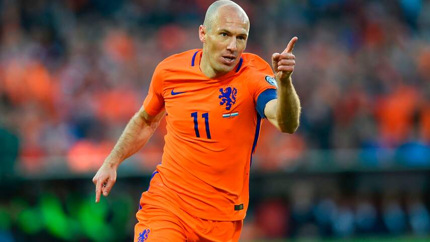 Robben hoopvol: 'Het is niet zo dat Frankrijk drie of vier Messi's heeft'