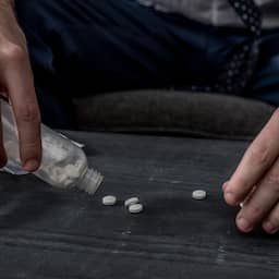 Politie pakt twee mannen op voor grootschalige drugshandel via darkweb