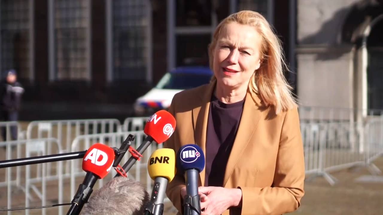 Beeld uit video: Kaag: 'Ook vanuit D66 vragen over onthullingen in toeslagenaffaire'