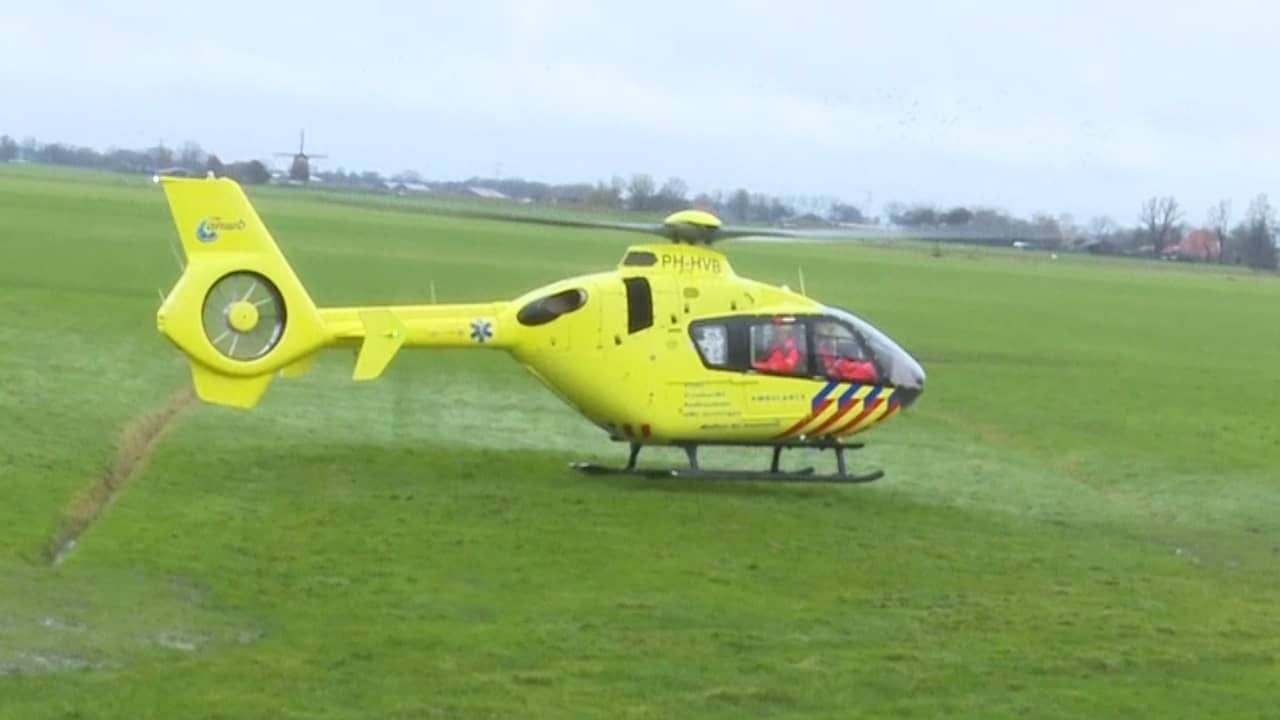 Beeld uit video: Traumahelikopter landt nabij plek dodelijk incident Obdam