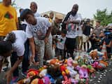 Het is zondag een jaar geleden dat de achttienjarige Brown werd doodgeschoten door een blanke agent in Ferguson terwijl hij ongewapend was. 