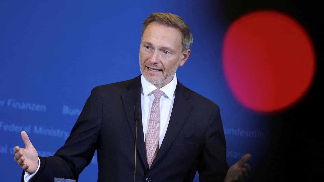 The Debate Over the Four-Day Working Week: German Finance Minister Christian Lindner’s Stand