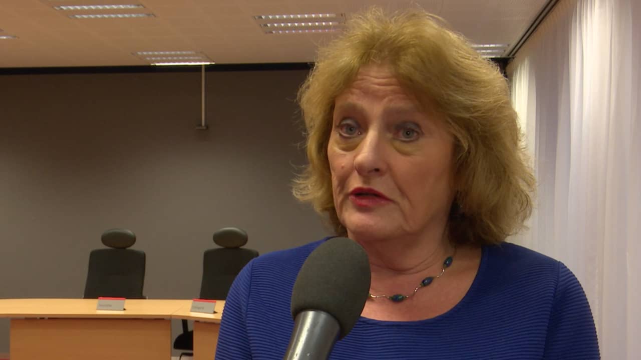Voorzitter College legt uit waarom agente hoofddoek mag dragen