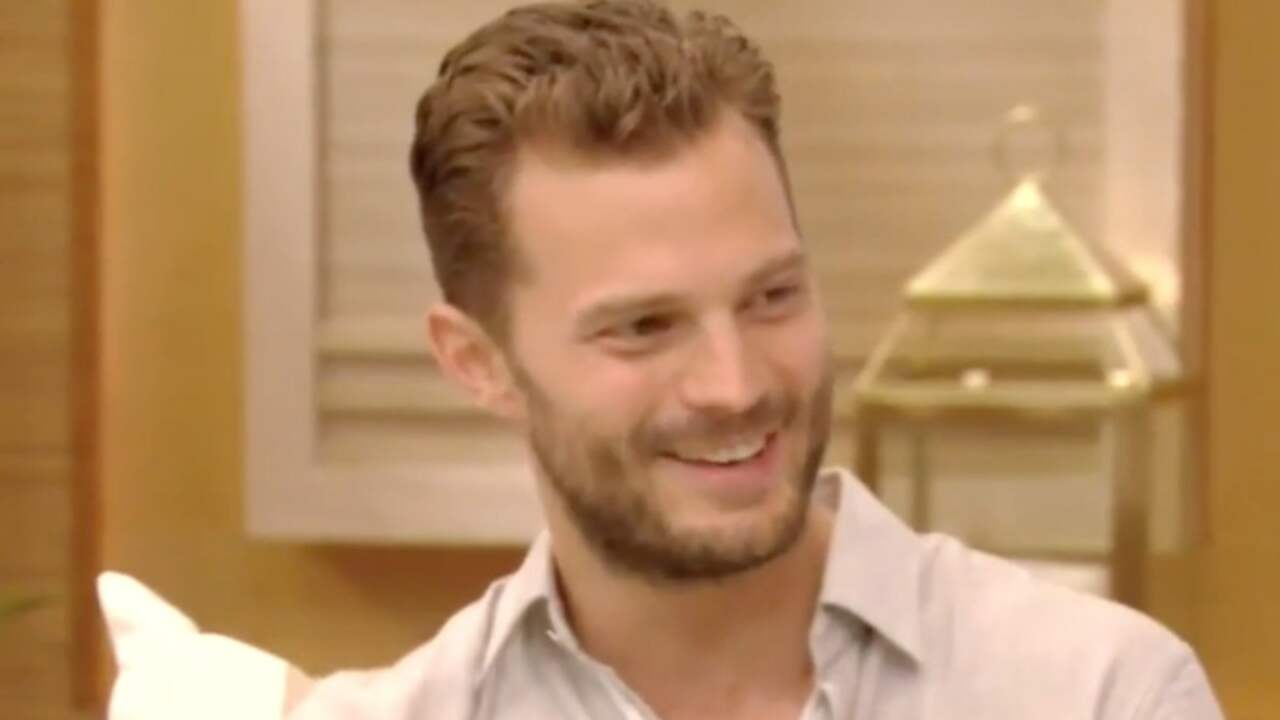 Jamie Dornan vindt hebben twee dochters 'zwaar'