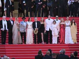 Cannes opgeschud door musical over drugsbaas in transitie