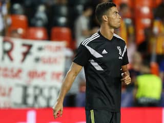 Vriendin Cristiano Ronaldo steunt hem na beschuldiging van verkrachting
