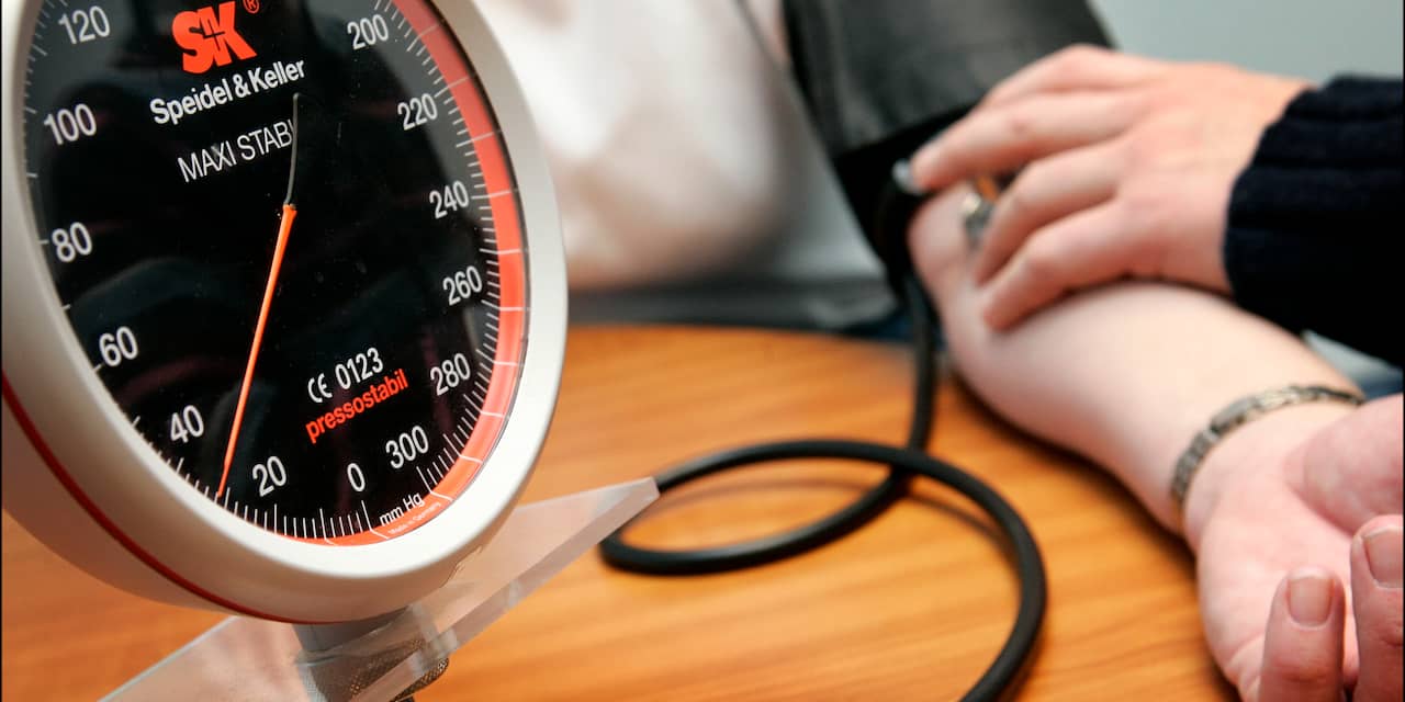 timer snor Verbinding verbroken Waarom een te hoge bloeddruk gevaarlijk is en wat je ertegen kunt doen | NU  - Het laatste nieuws het eerst op NU.nl