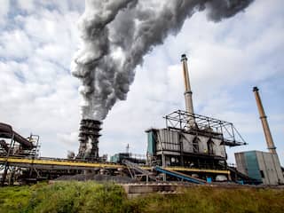 Omwonenden Tata Steel uiten kritiek om gezondheidsrisico's stofregens