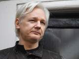 VS dient nog eens zeventien aanklachten tegen Assange in
