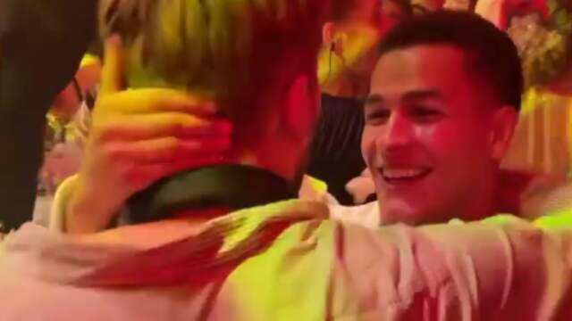 Bilal Wahib betrad maandagavond het podium met de dj-formatie Kris Kross Amsterdam.