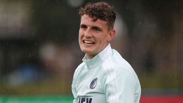 Guus Til tijdens zijn eerste training bij Feyenoord.