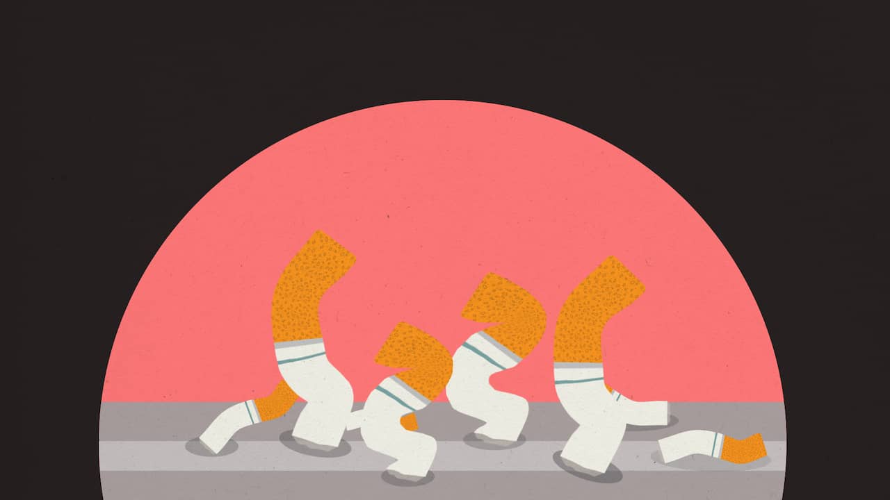 Stoptober: Hoe schadelijk zijn peuken die op straat liggen?