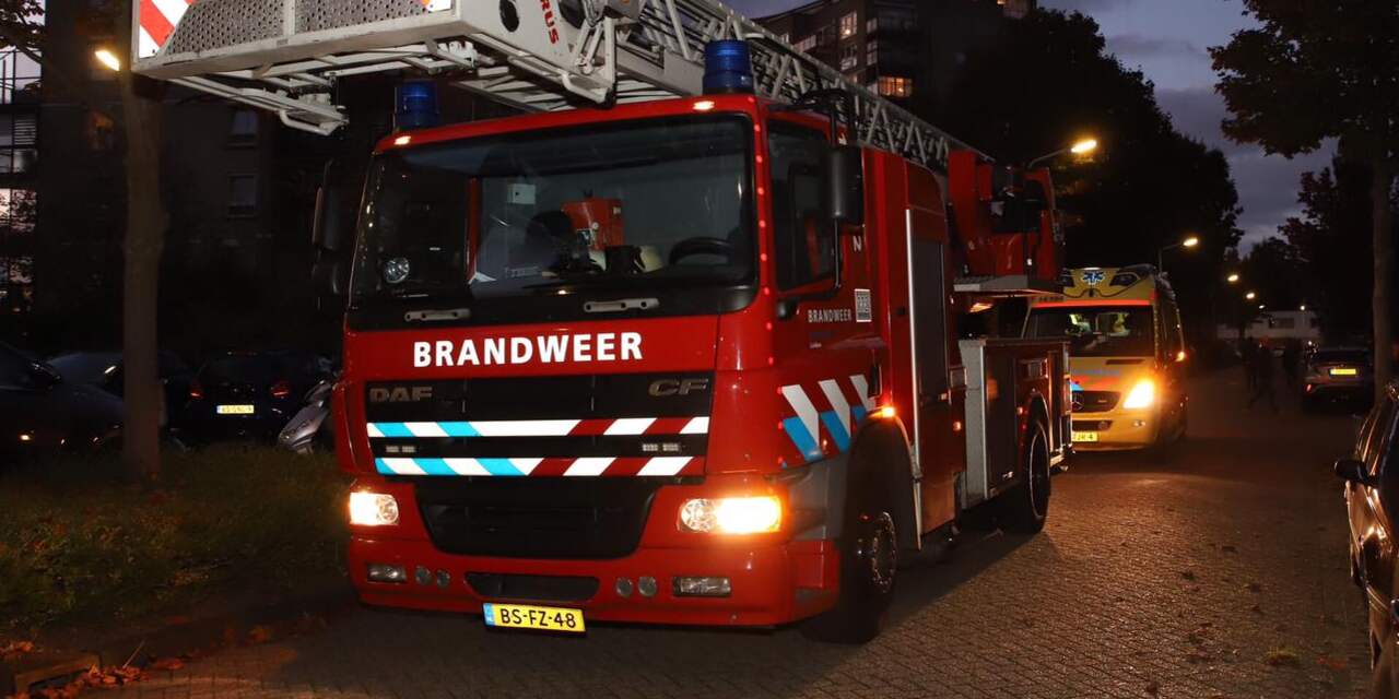 Auto volledig uitgebrand op Pastoor Bastiaansingel in St. Willebrord