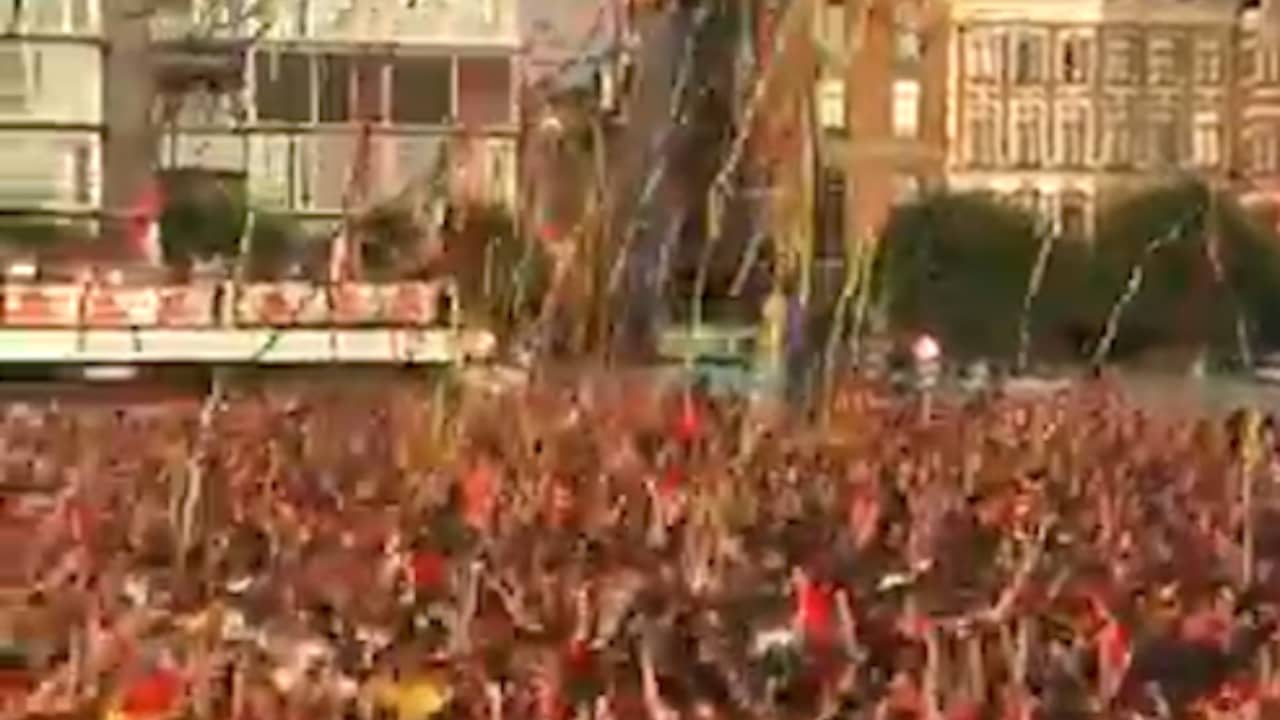 Beeld uit video: Belgische fans door het dolle tijdens en na België-Brazilië