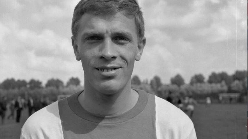 Voormalig Ajax-aanvoerder Frits Soetekouw (80) overleden