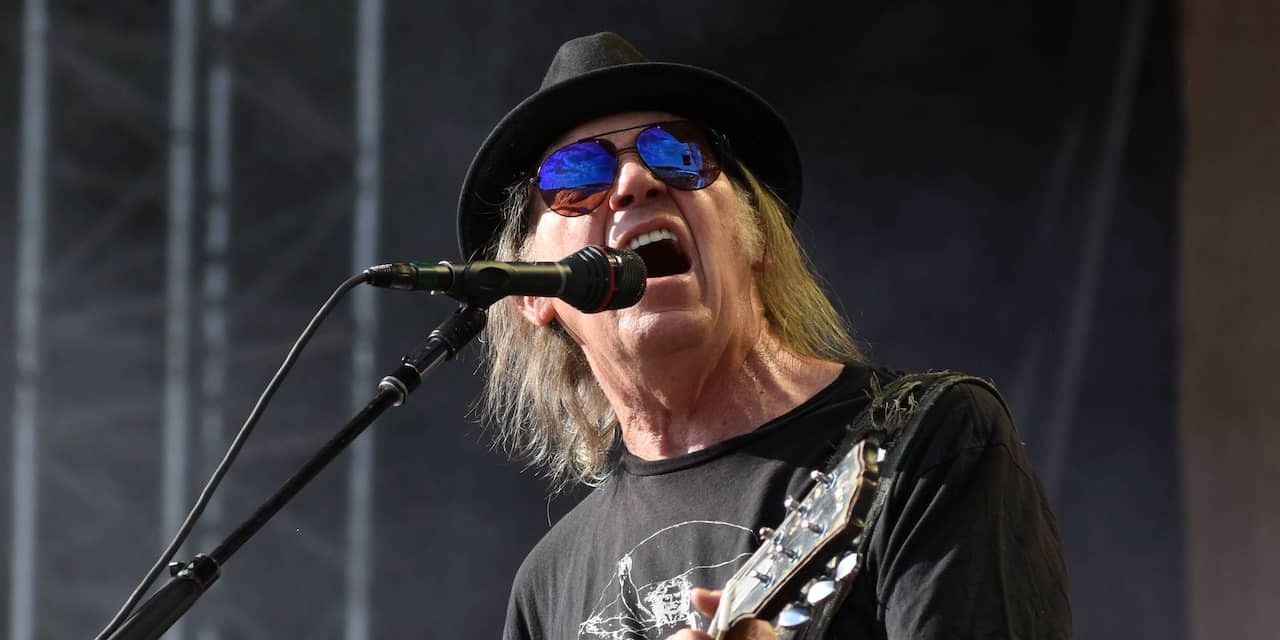 Neil Young wil dat Spotify zijn muziek verwijdert na desinformatie over vaccins