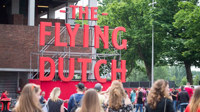The Flying Dutch voegt Lil' Kleine en Bizzey als gastartiesten toe