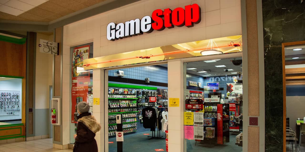 Beleggingsplatforms leggen handel in aandelen GameStop stil