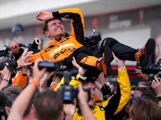 Norris klopt Verstappen in Miami dankzij gunstige safetycar en wint eerste GP