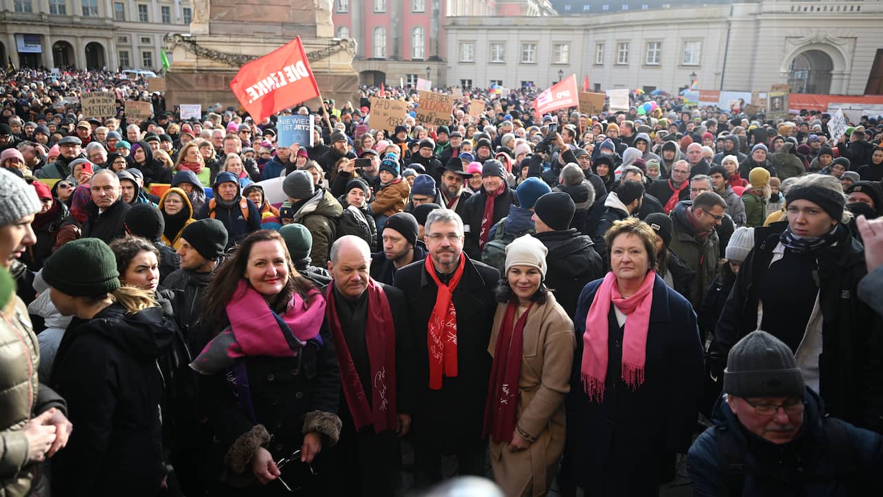 Thousands of people demonstrate against the far right in Germany  outside