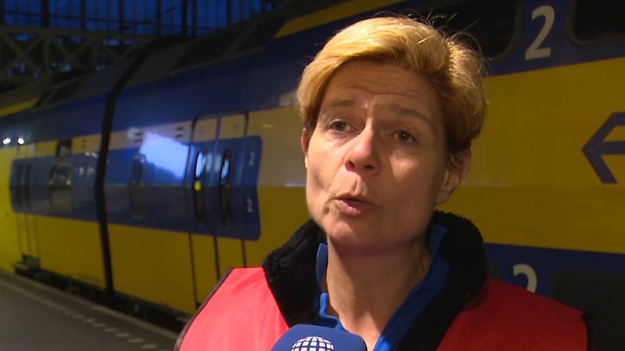Beeld uit video: Spoorstaking: 'Wij doen dit voor iedereen in Nederland'