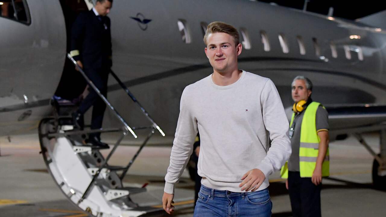 De Ligt Arrived In Turin To Complete The Transfer To