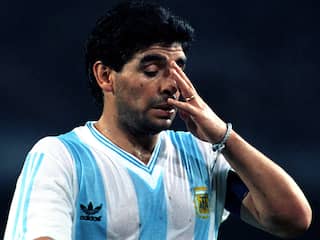 'Voetbalicoon Maradona gaat in Argentinië en Napels nooit dood'