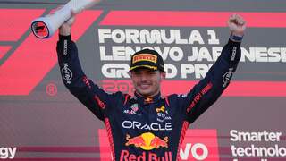 Samenvatting: Verstappen wint GP van Japan en sleept constructeurstitel binnen