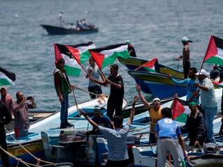 Marine Israël houdt schip met actievoerders uit Gaza tegen
