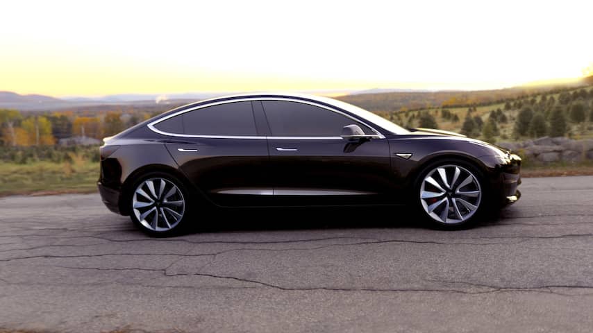 Consumentenbond VS beveelt Tesla Model 3 alsnog aan na update remsysteem