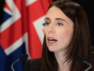 Premier Nieuw-Zeeland kondigt koninklijk onderzoek aan naar moskee-aanval