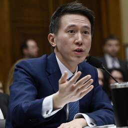 TikTok-directeur Shou Zi Chew stapt uit de schaduw voor Amerikaanse Senaat