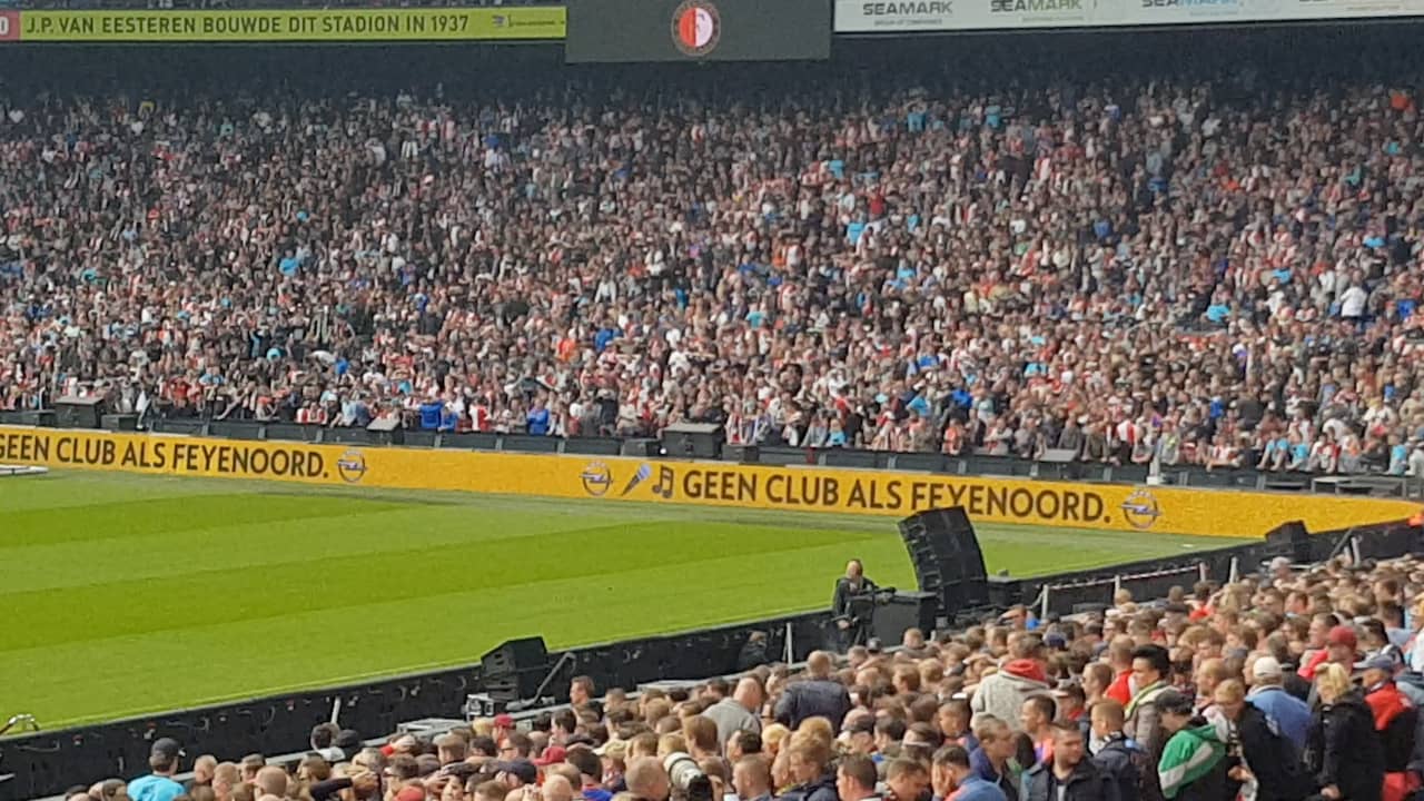 Stilte in de Kuip na achterstand Feyenoord