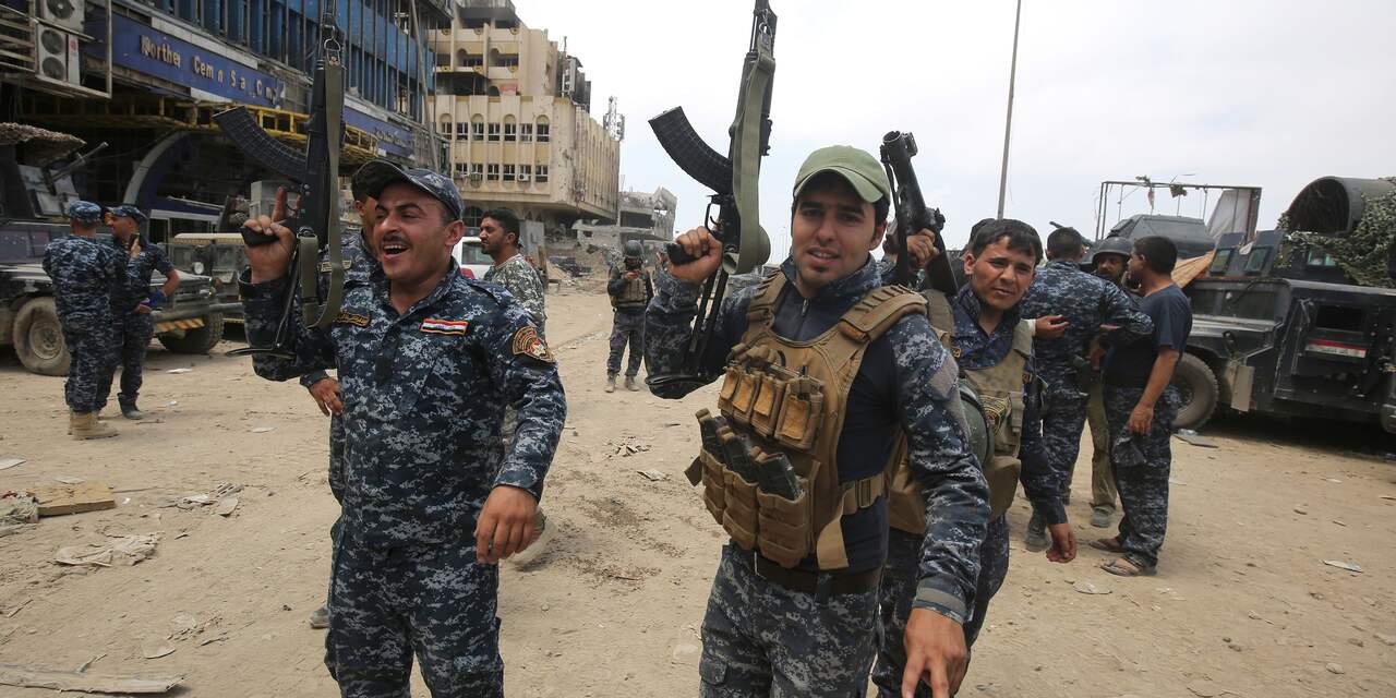 Iraakse troepen vieren feest in Mosul vanwege verdrijven IS
