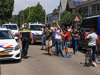 Politie breekt Pegida-manifestatie Eindhoven af, aanhangers aangehouden