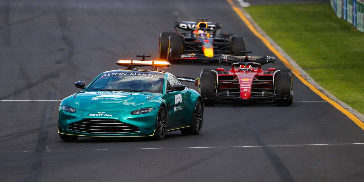Verstappen baalt van langzame safetycar: 'Het leek wel een schildpad'