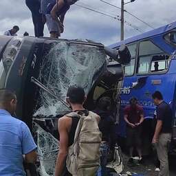 Twee Nederlanders omgekomen en meerdere gewond bij busongeluk in Ecuador