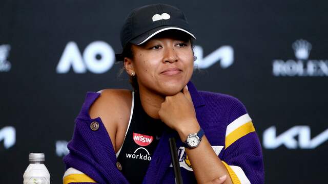 Naomi Osaka maakt op persconferenties altijd een bescheiden en stoïcijnse indruk.