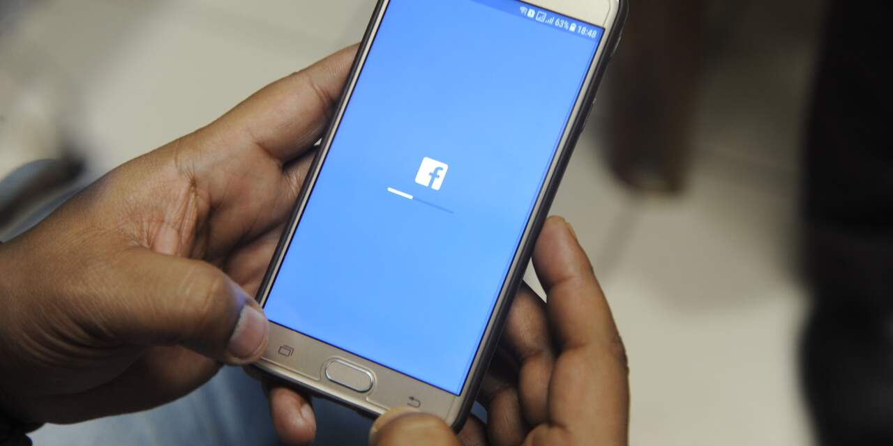 Tienduizend mensen verwijderden Facebook-account na oproep Lubach