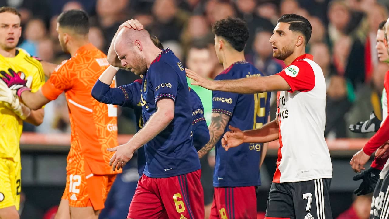 Eigenwijs tuberculose Beweging Buitenlandse media over Feyenoord-Ajax: 'Schande en nieuw dieptepunt' |  Voetbal | NU.nl