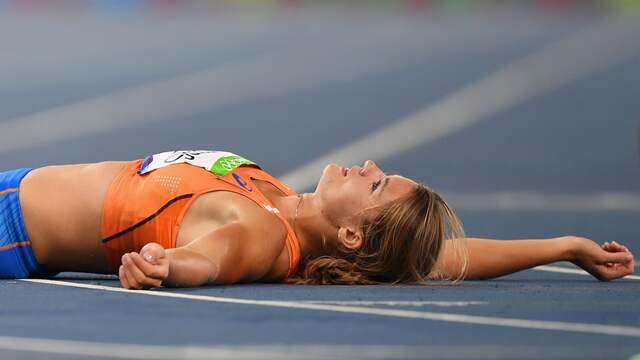 Dafne Schippers na haar zilveren 200 meter op de Spelen in Rio de Janeiro.