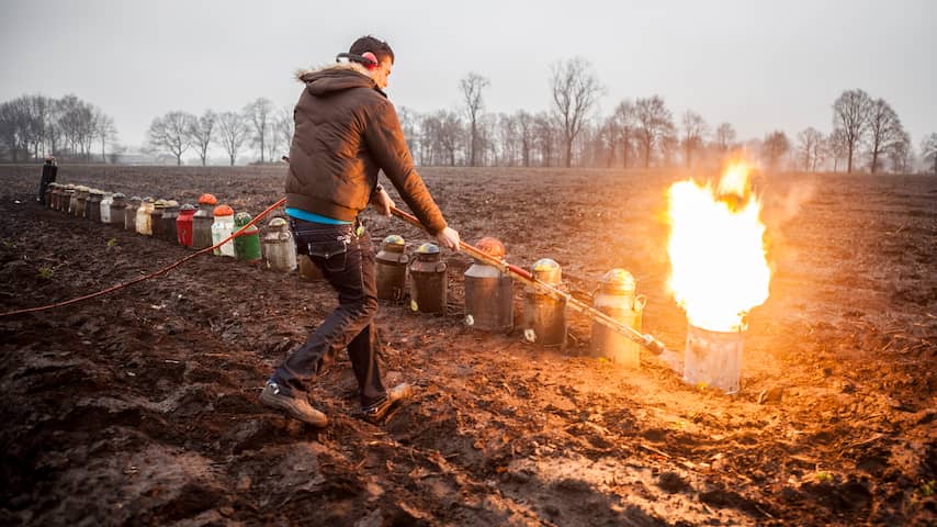 Carbidschieten mag nog wel: hoe gevaarlijk is dat? (en nog vijf vragen)