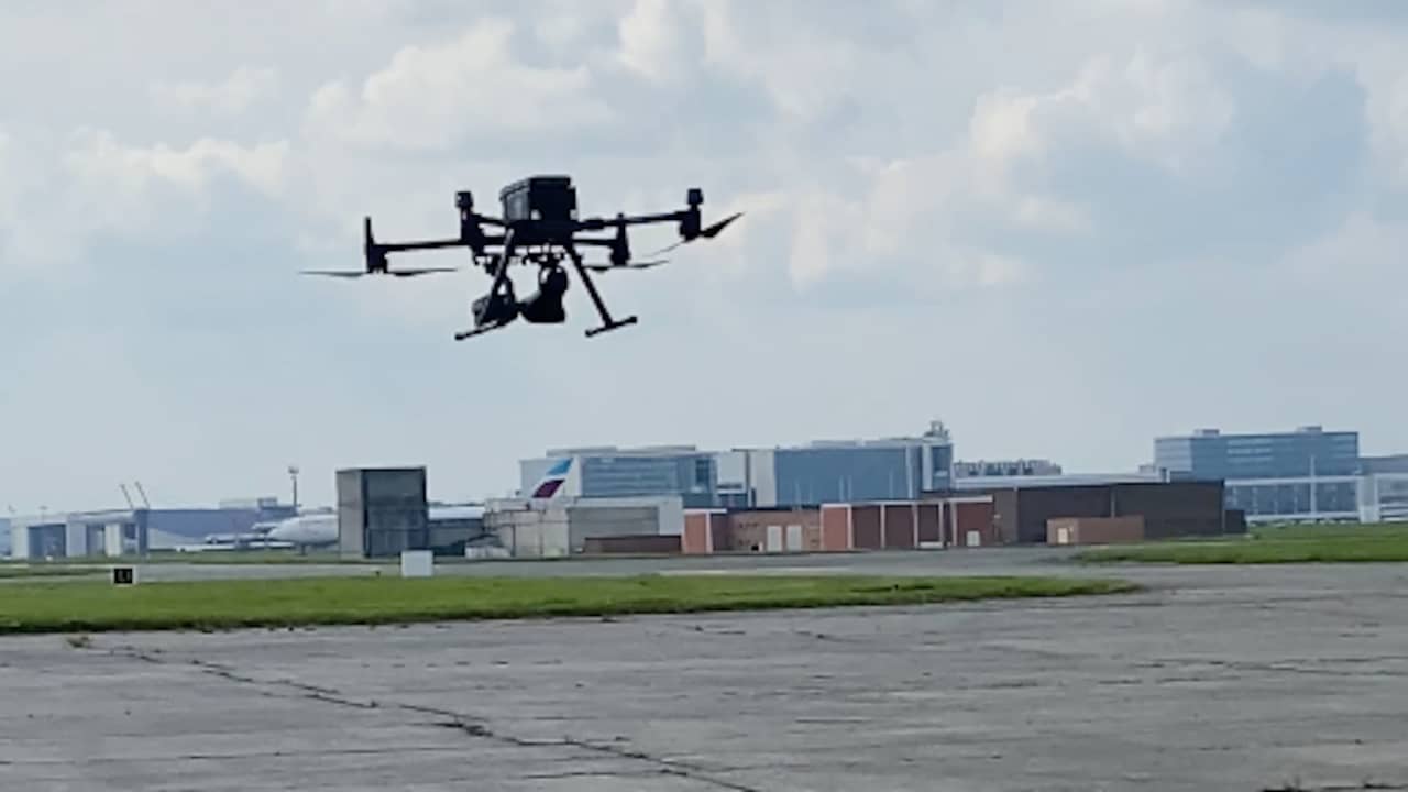 Beeld uit video: Speciale drones moeten vogels verjagen bij Brussels Airport