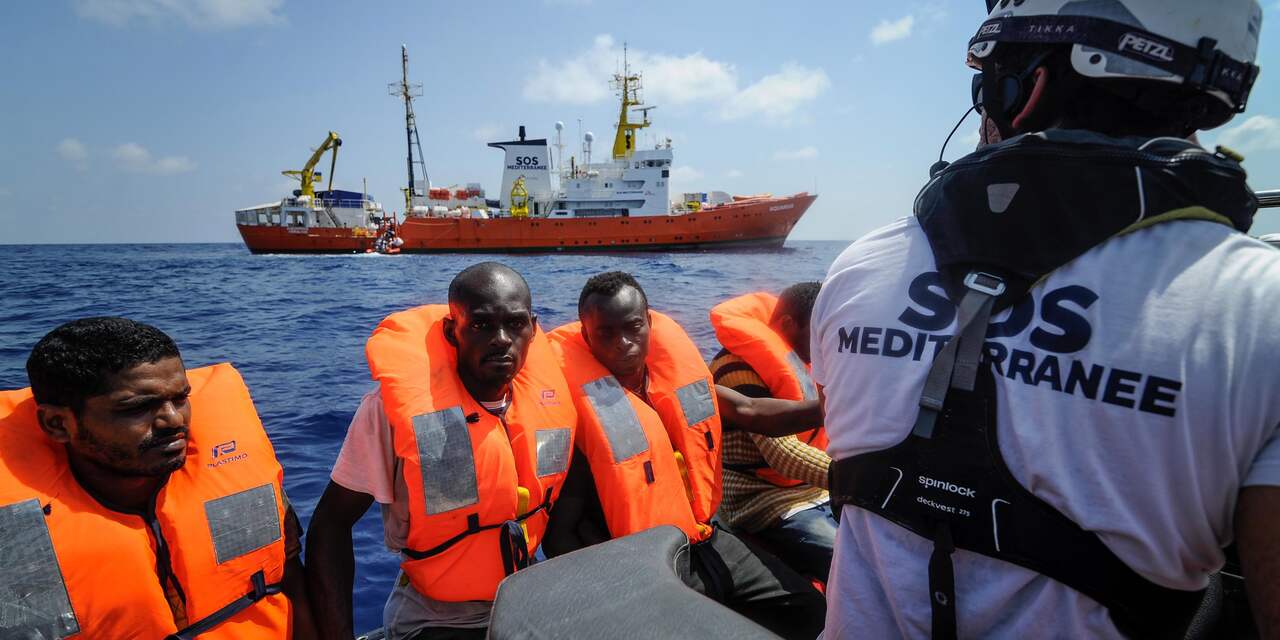 Reddingsschip met 141 migranten weer geweigerd door Italië en Malta