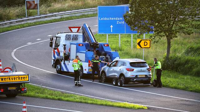 De vluchtauto met daarin de verdachten kon al snel staande worden gehouden.