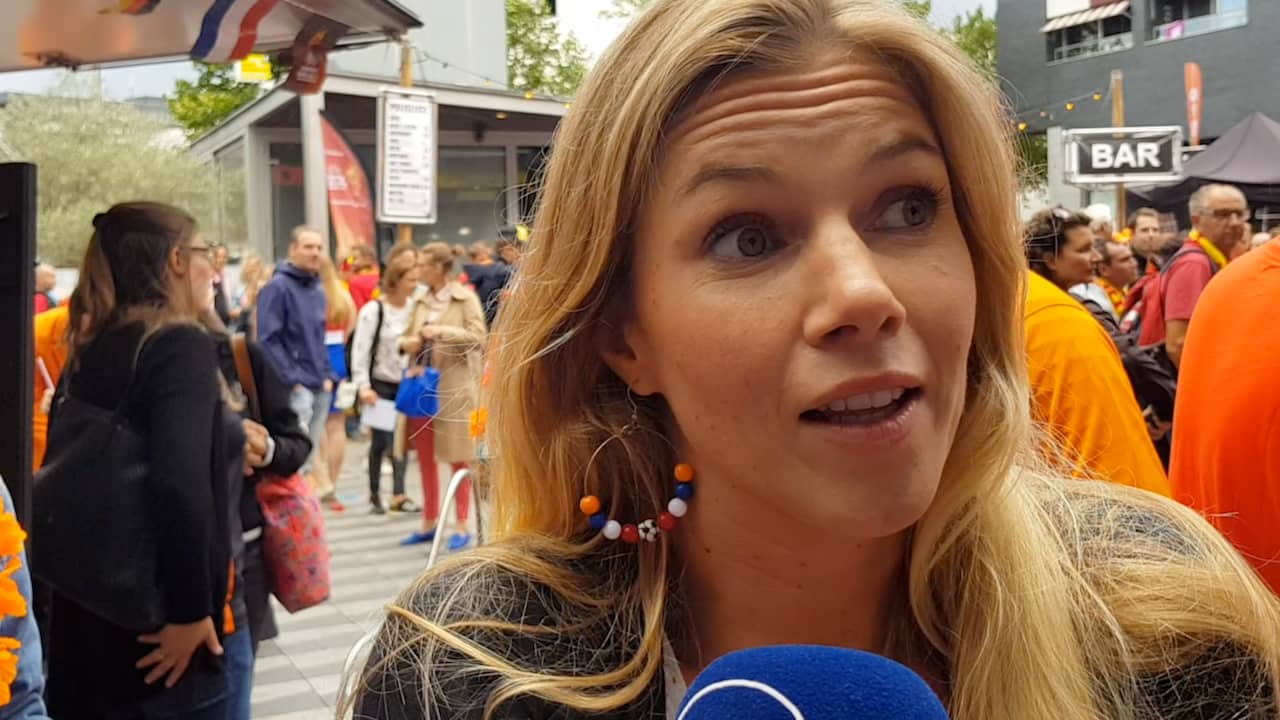 Waarom we massaal fan zijn van de onbekende Oranjevrouwen?