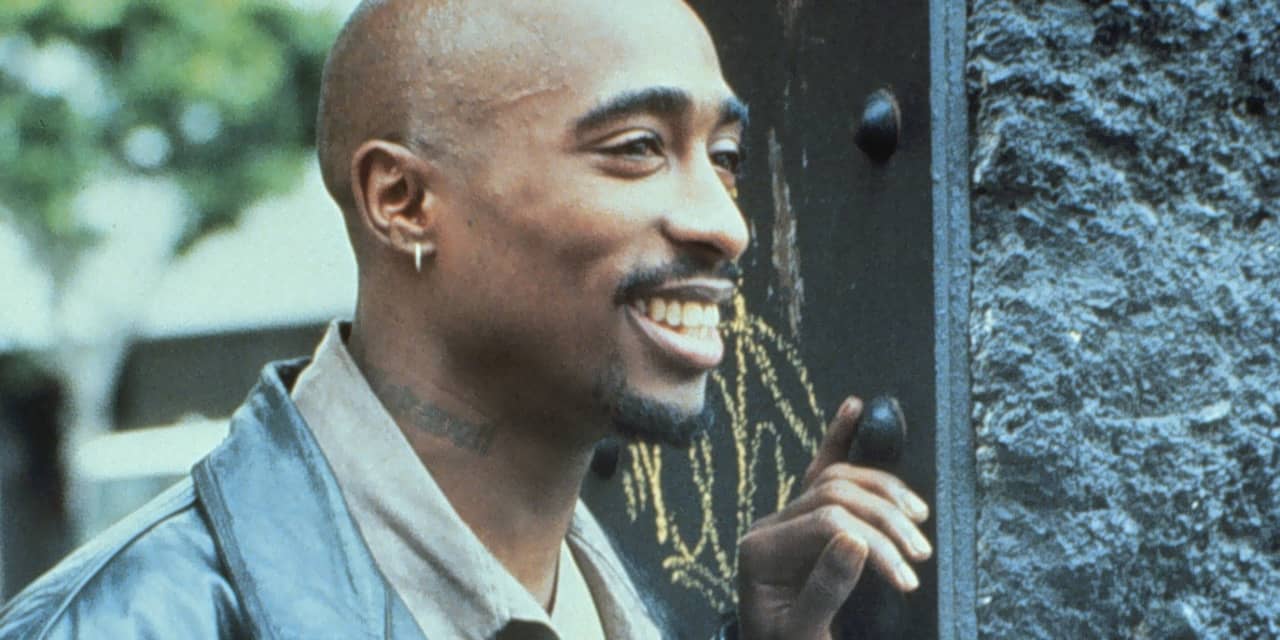 Steve McQueen krijgt toestemming voor documentaire over Tupac