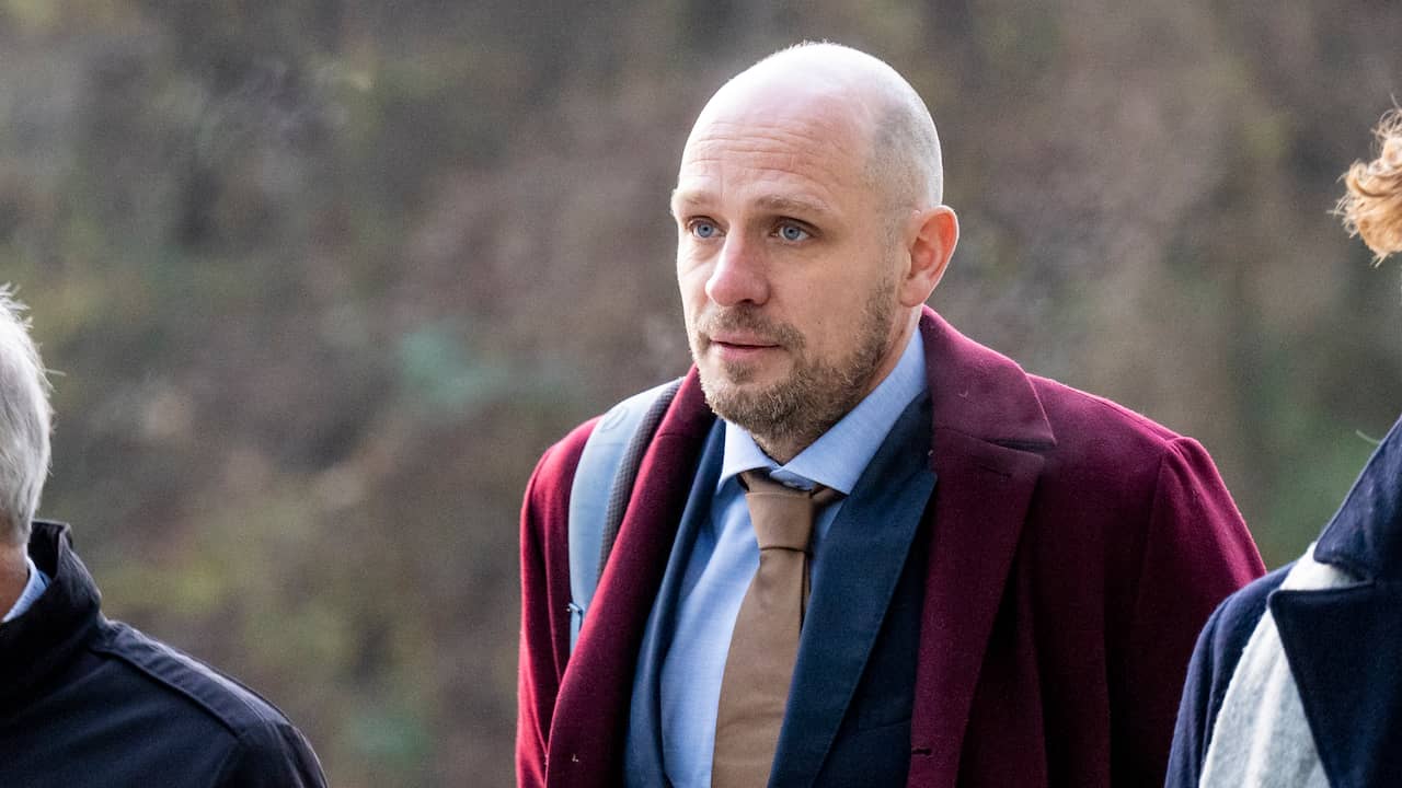 Jelle Brandt Corstius acquitted for defamation in Gijs van Dam case |  #metoo