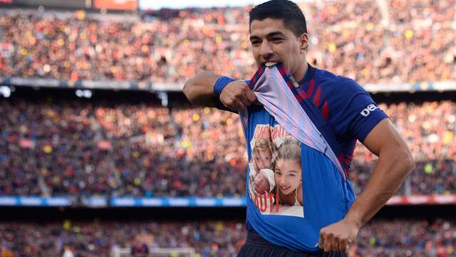Barcelona vernedert Real Madrid in Clásico (gesloten)